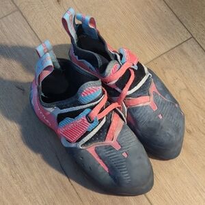 Black and Pink Climbing Shoes